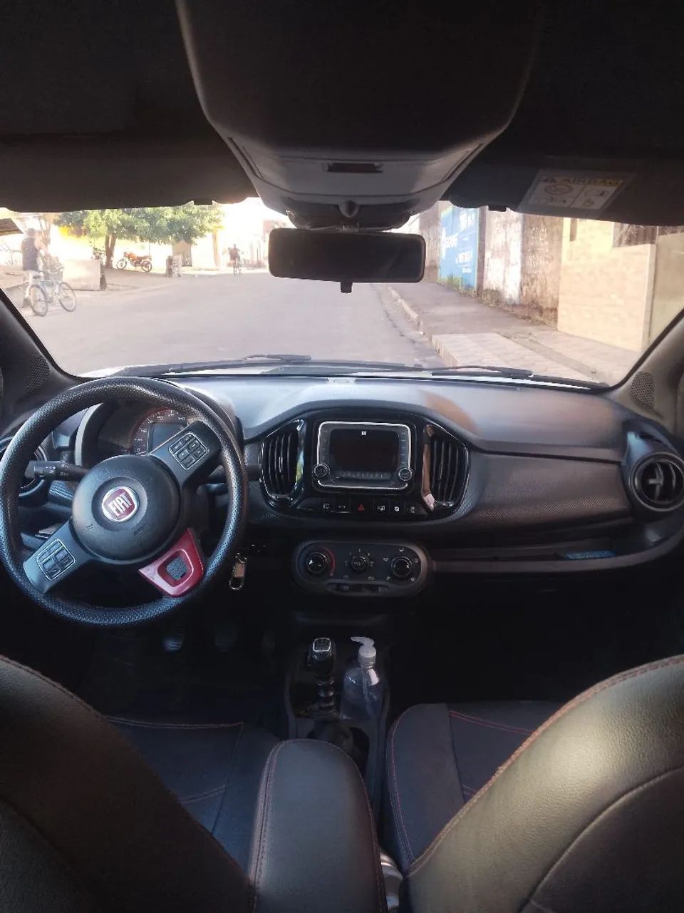 Fiat Uno Sporting 1.3 Flex 8V 5P 2018