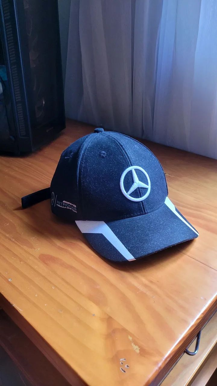 Boné Mercedes
