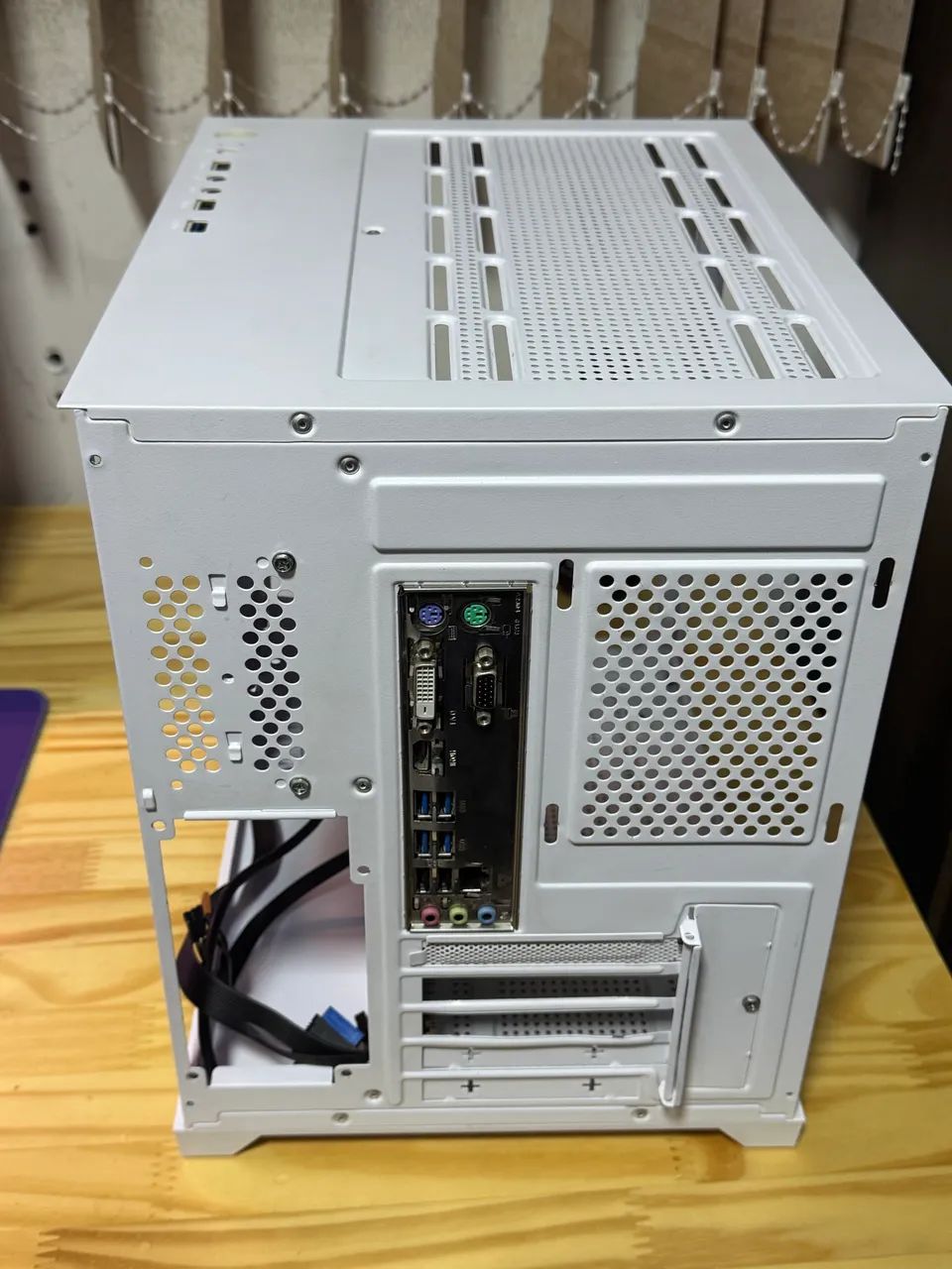 Placa mãe b450m gigabyte  - Foto 3