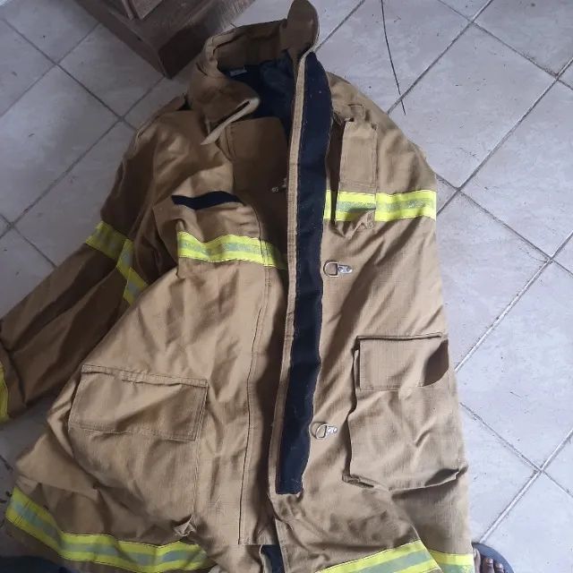 Roupa de bombeiro - Foto 5