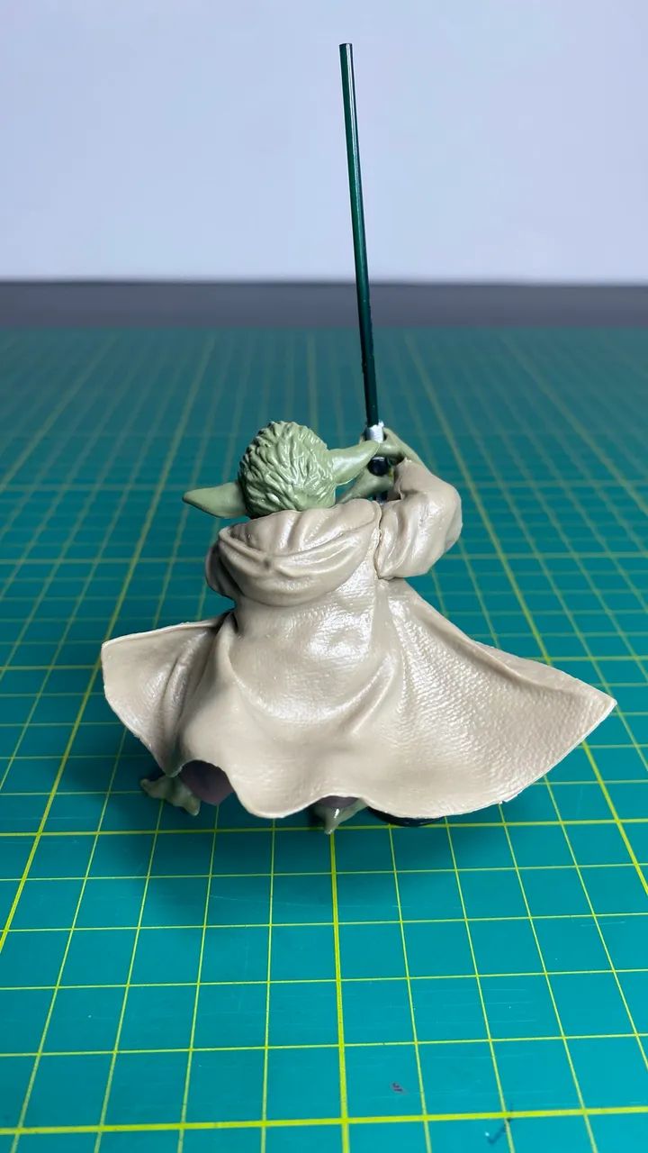 Mestre Yoda com 6,5cm Star Wars  - Foto 3
