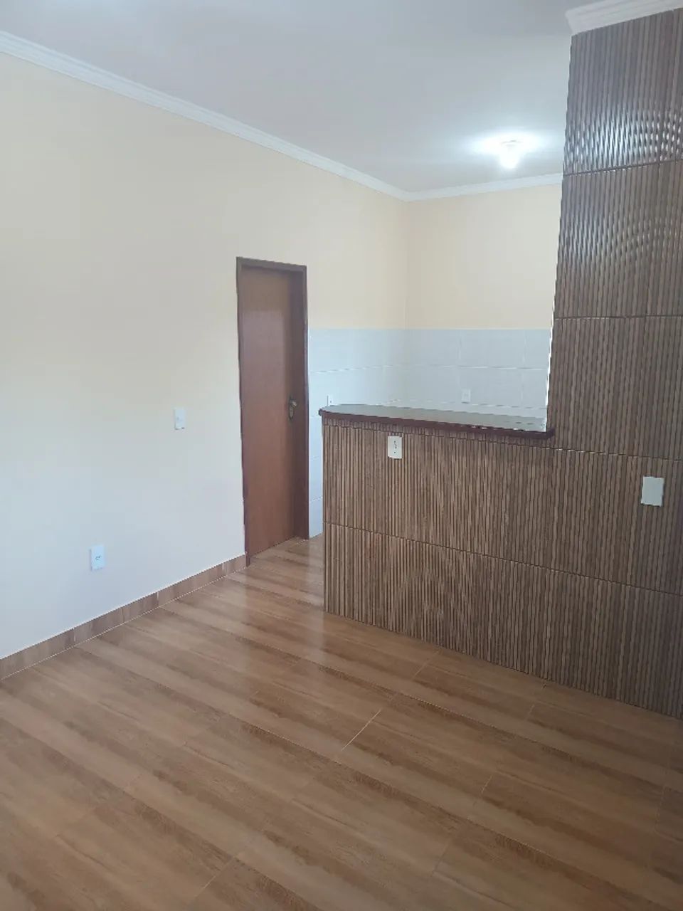 ALUGA-SE CASA COM LAJE. 1 QUARTO. CENTRO DE ALTO PARAÍSO-GO - Foto 4