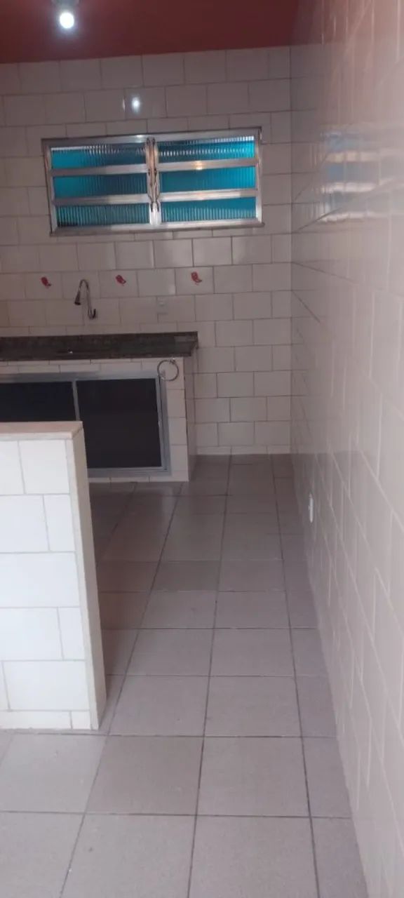 Alugo apartamento em Olaria 