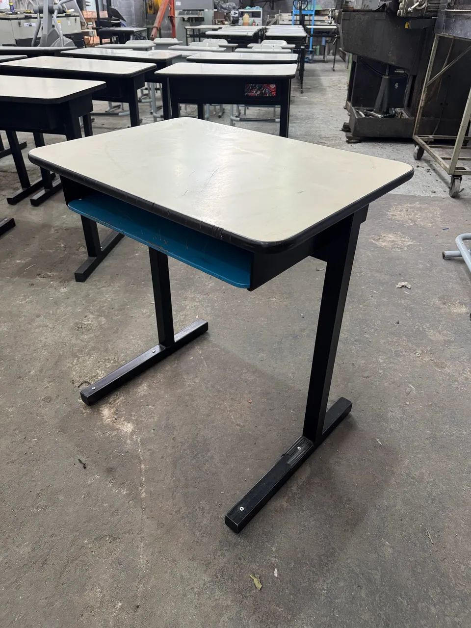Mesa Escolar Adulto 