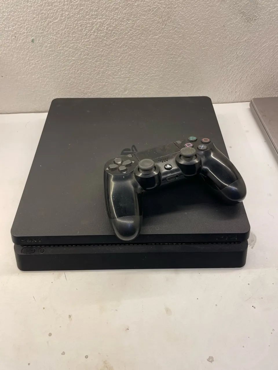 PlayStation 4 slim - Foto 3
