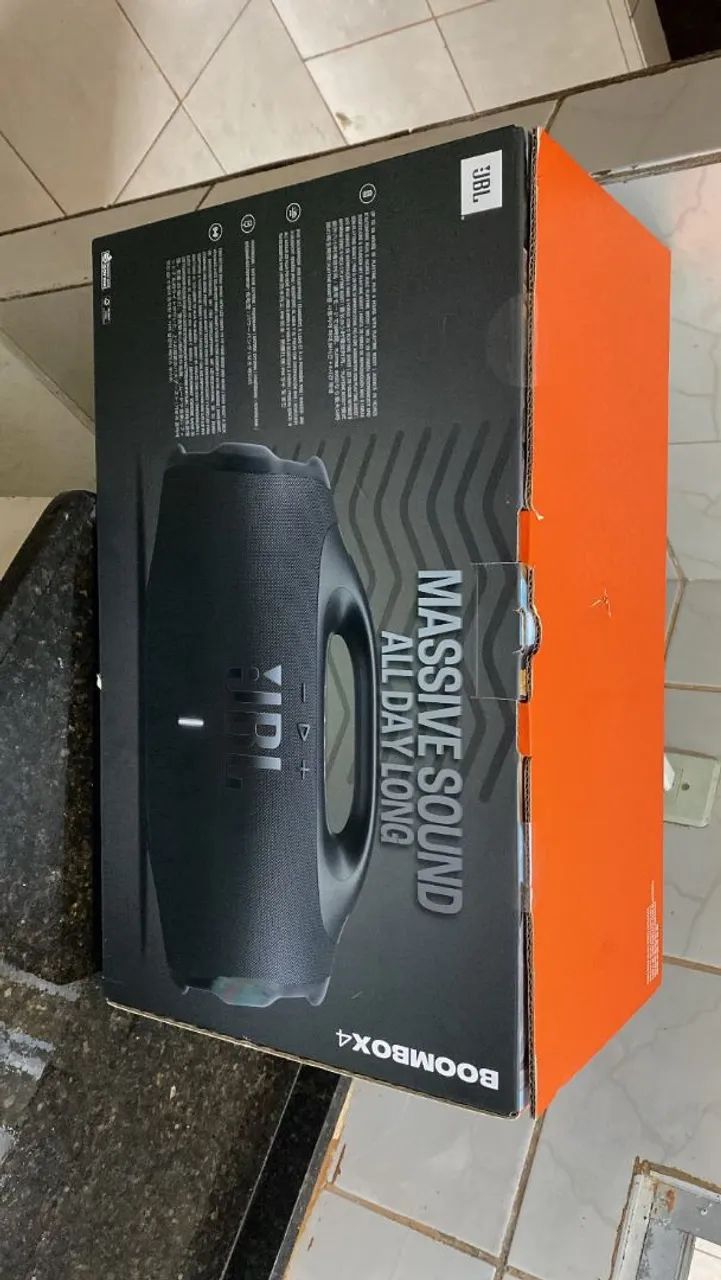 Vendo JBL, Caixa de Som, Bombox 4 - Foto 2