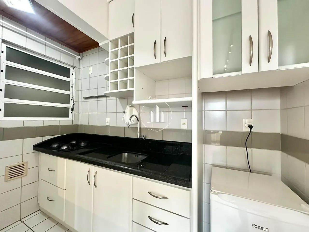 Apartamento 1 Quarto e vaga coberta- Kobrasol - Foto 2
