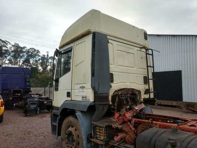 Gabine caminhão Iveco - Foto 3