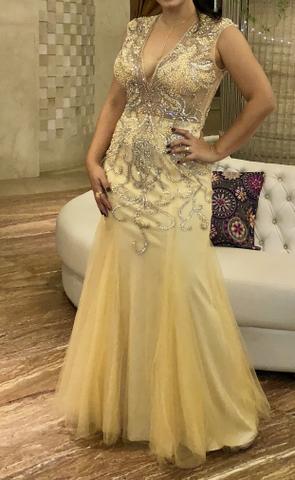 Vestido dourado bordado - Foto 2