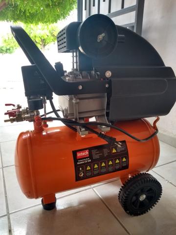 Vende-se um compressor Intech Machine1.5HP,e um aspirador de Pó e Água Wap GTW - Foto 5