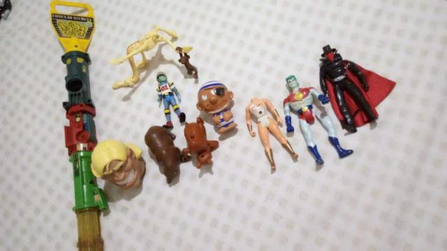 Lote de oito bonecos anos 80 - Foto 2