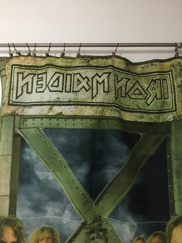 Banner de tecido do Iron Maden vem com a haste devimos e pregadores - Foto 3