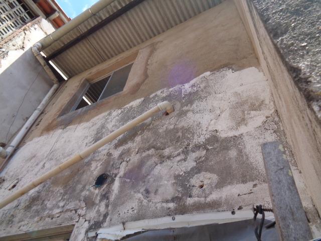 Ótima localização -Casa 2/4, 1º andar ,cobertura, Aceita financiamento Estudamos Proposta - Foto 12