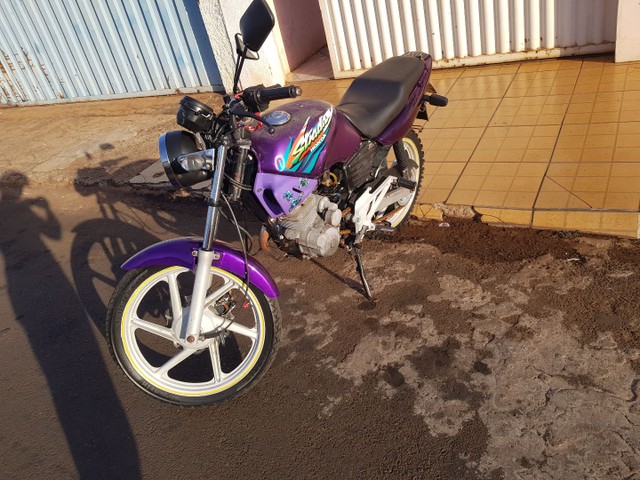 MOTO BARATA