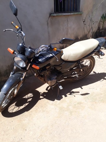 TITAN 125