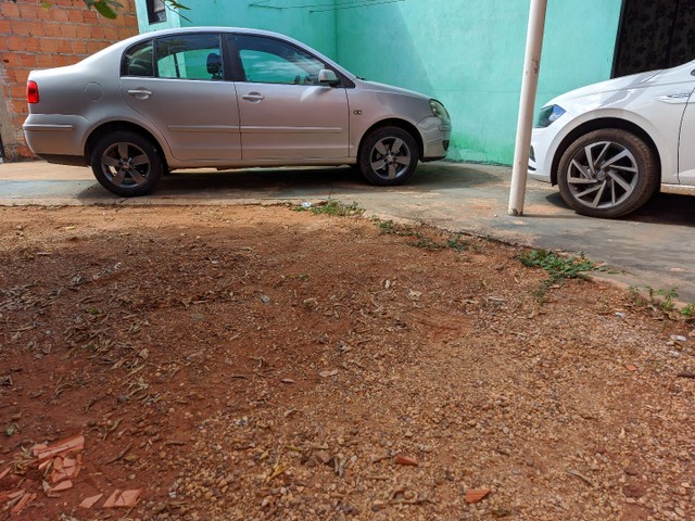 POLO SEDAN COMFORTLINE 1.6 2009
