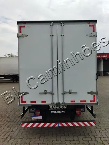 VW Delivery Express, Ano 2023, c/ 66 Km rodados  - Foto 4
