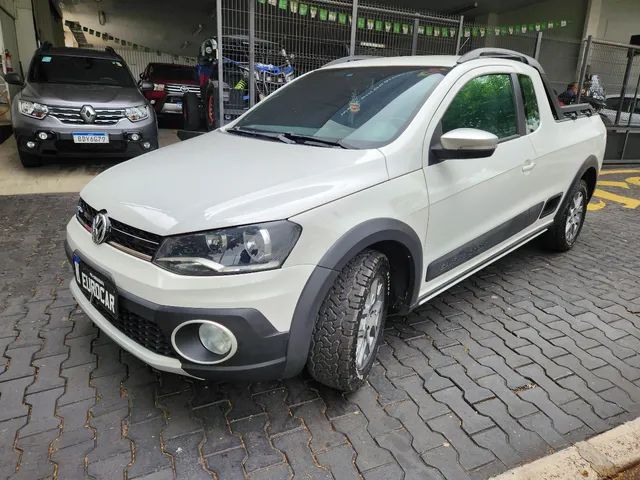 VOLKSWAGEN SAVEIRO 2015 1.6 CROSS CE 16V TOTAL - Carango - 64955