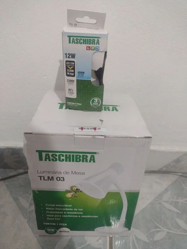 Luminária de mesa TLM03 & lâmpada taschibra