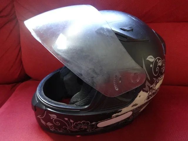 Capacete EBF Coruja Tamanho P Usado - Foto 4