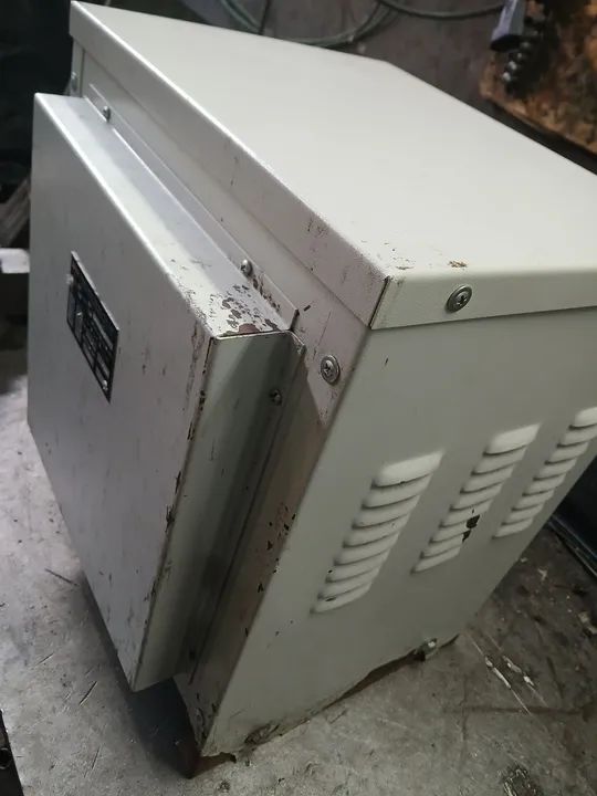 Autotransformador trifásico 7,5 Kva - Foto 3