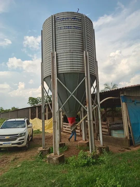 Silo 15 toneladas para ração  - Foto 4