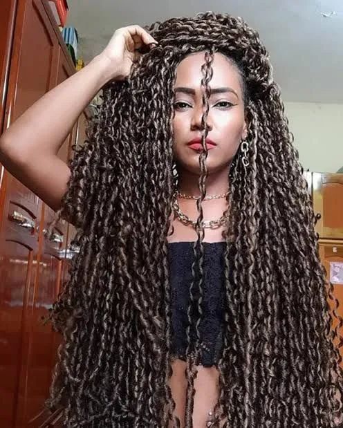 Aprenda ser uma trancista Profissional e ganha muito dinheiro ? trabalho pra vc ! - Foto 3