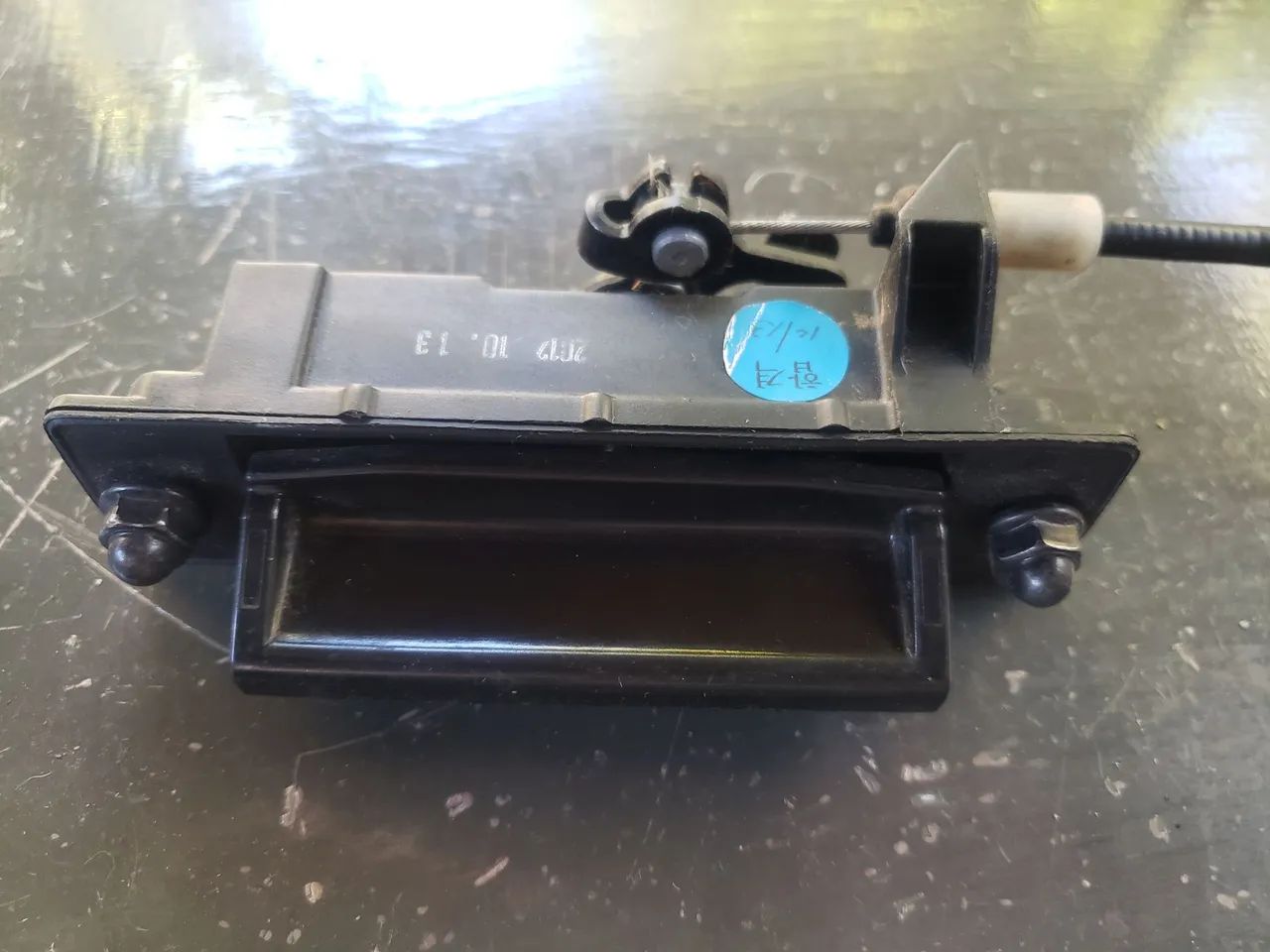 Maçaneta tampa traseira Hyundai hb-20 2013 a 2019 original de fábrica 