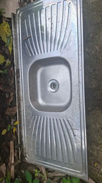 Pia de inox concretada 