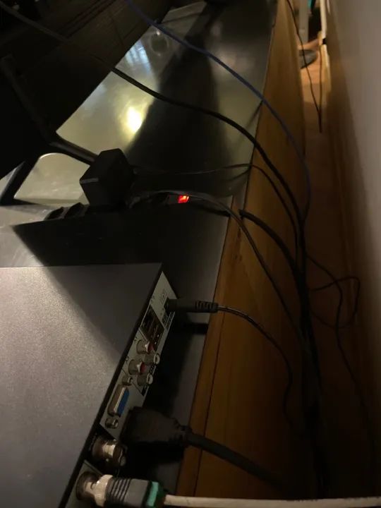 Rack para TV em madeira laqueado - Foto 3