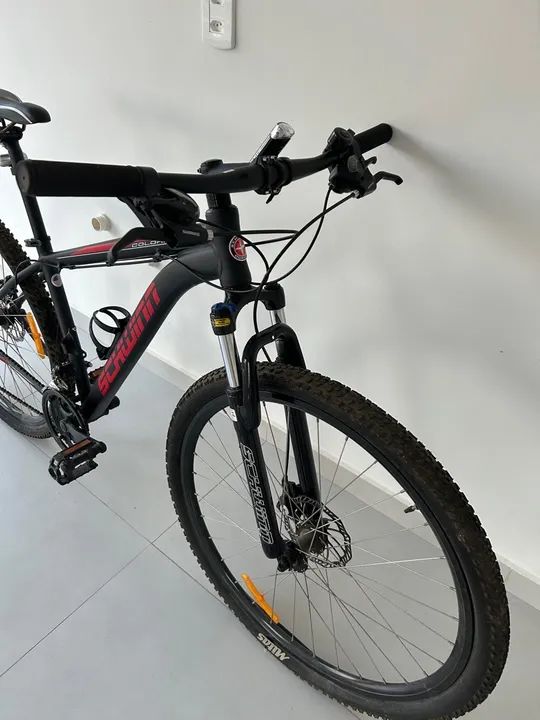 Bicicleta Schwinn Colorado aro 29 preta - Foto 2