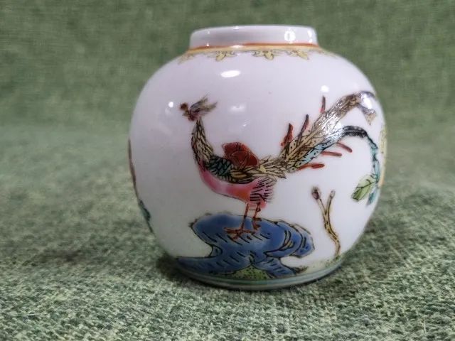 Mini vaso chinês de porcelana pintada