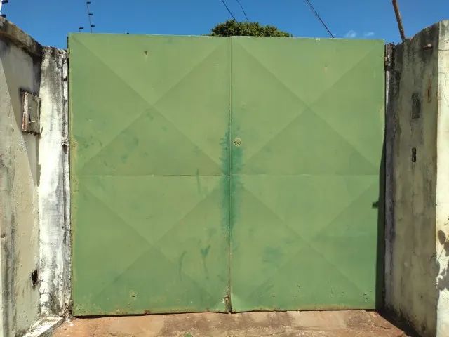 portões de garagem e social de aço