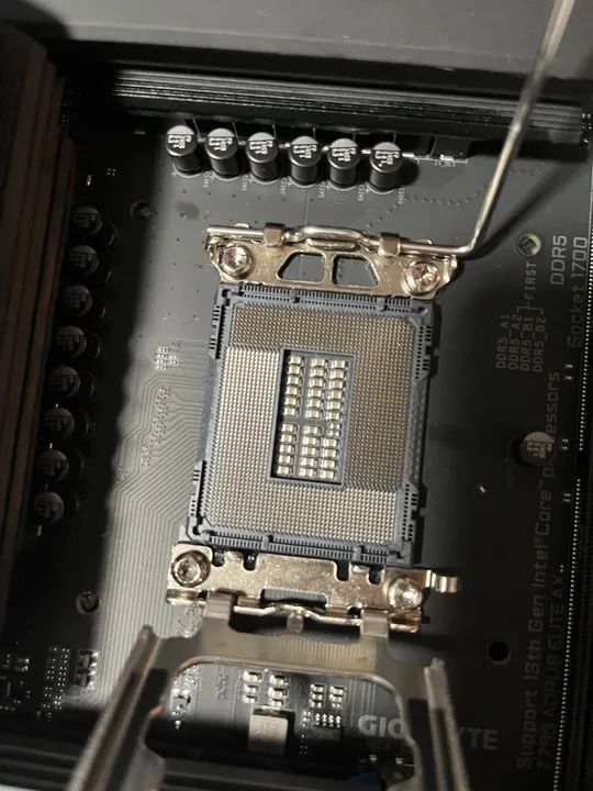 z790 AORUS ELITE AX DDR5 - Foto 3