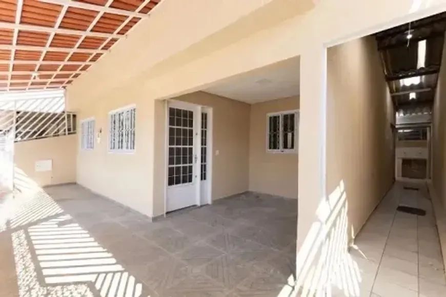CASA A VENDA NO PARANOÁ!