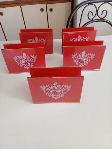 5 Portas Guardanapos Smirnoff 