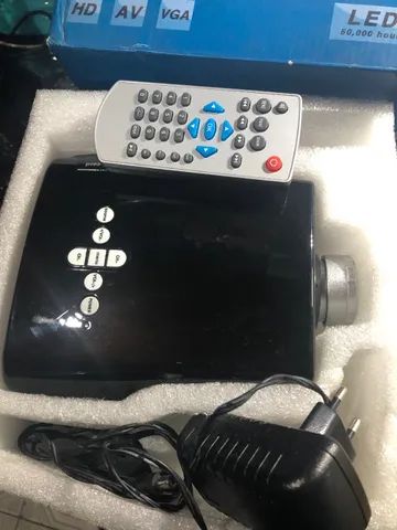 Mini Projetor de Led. semi novo - Foto 2