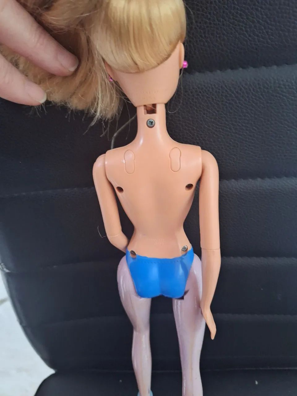 Boneca barbie patinadora gelo - Foto 3