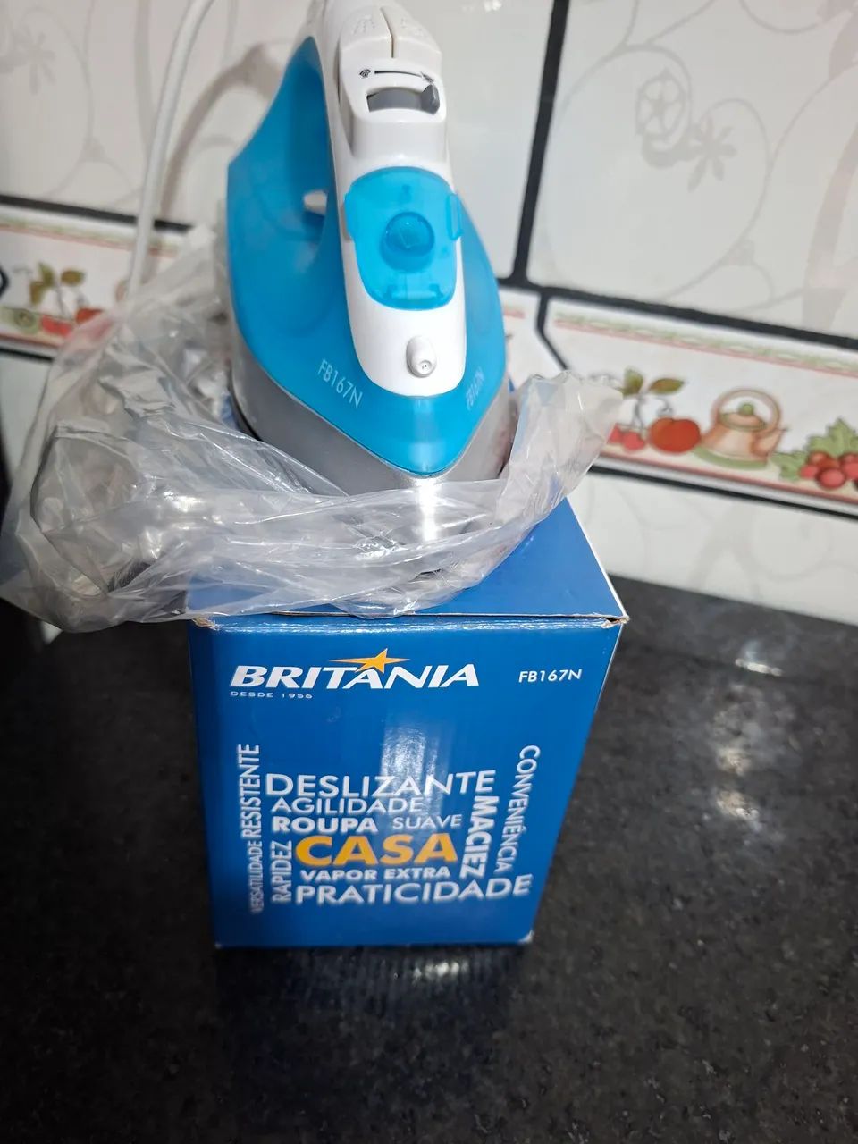 Ferro de passar britânia fb167n - Foto 3
