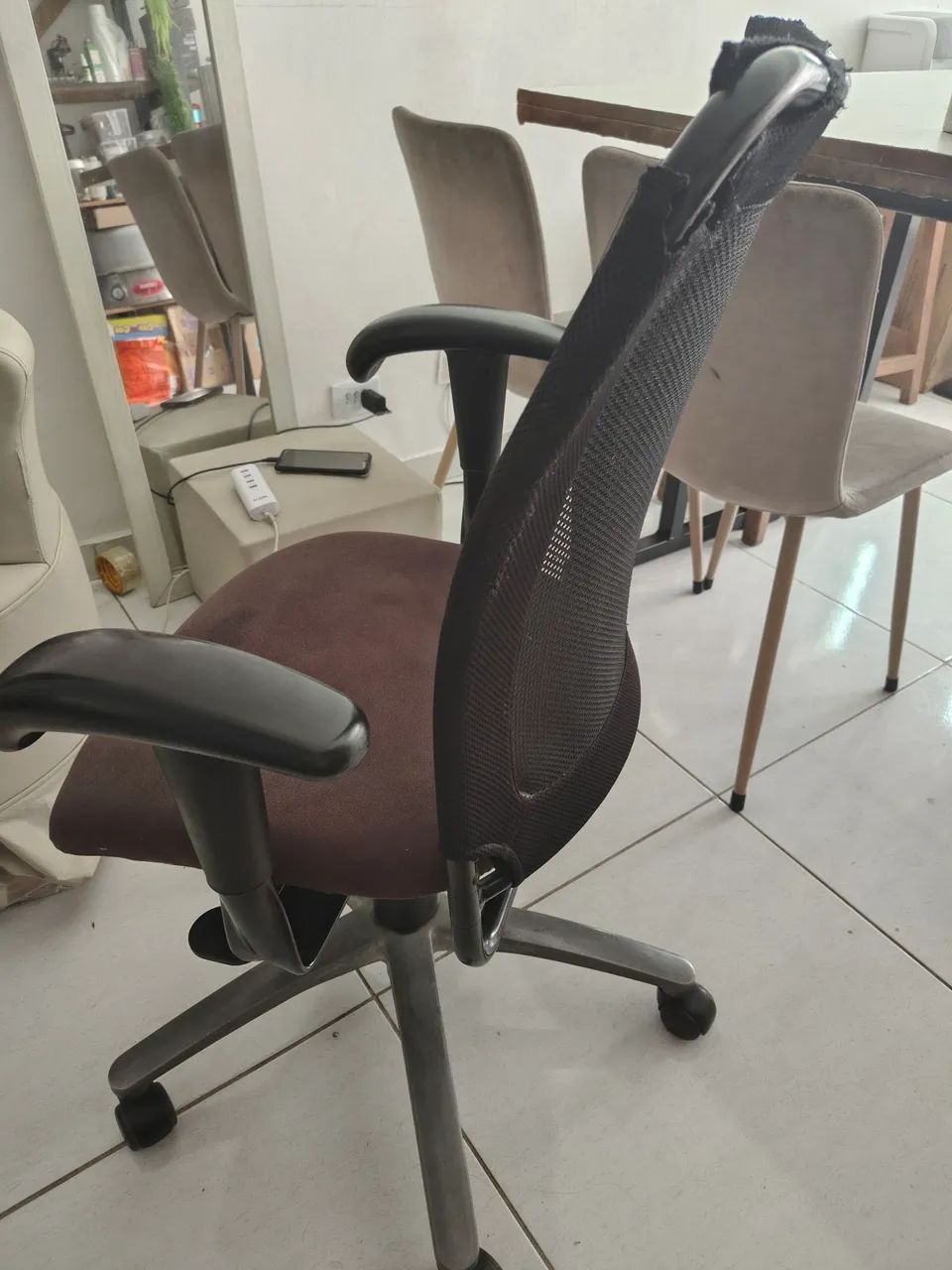 Cadeira de Escritório  - Foto 5