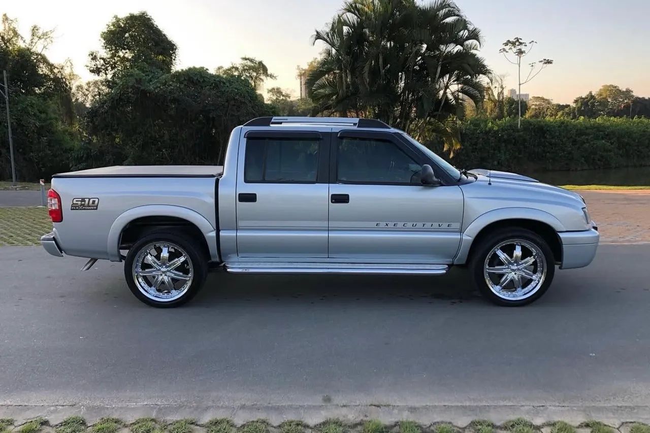 S10 Execuitive 2.4 2010 - Foto 5