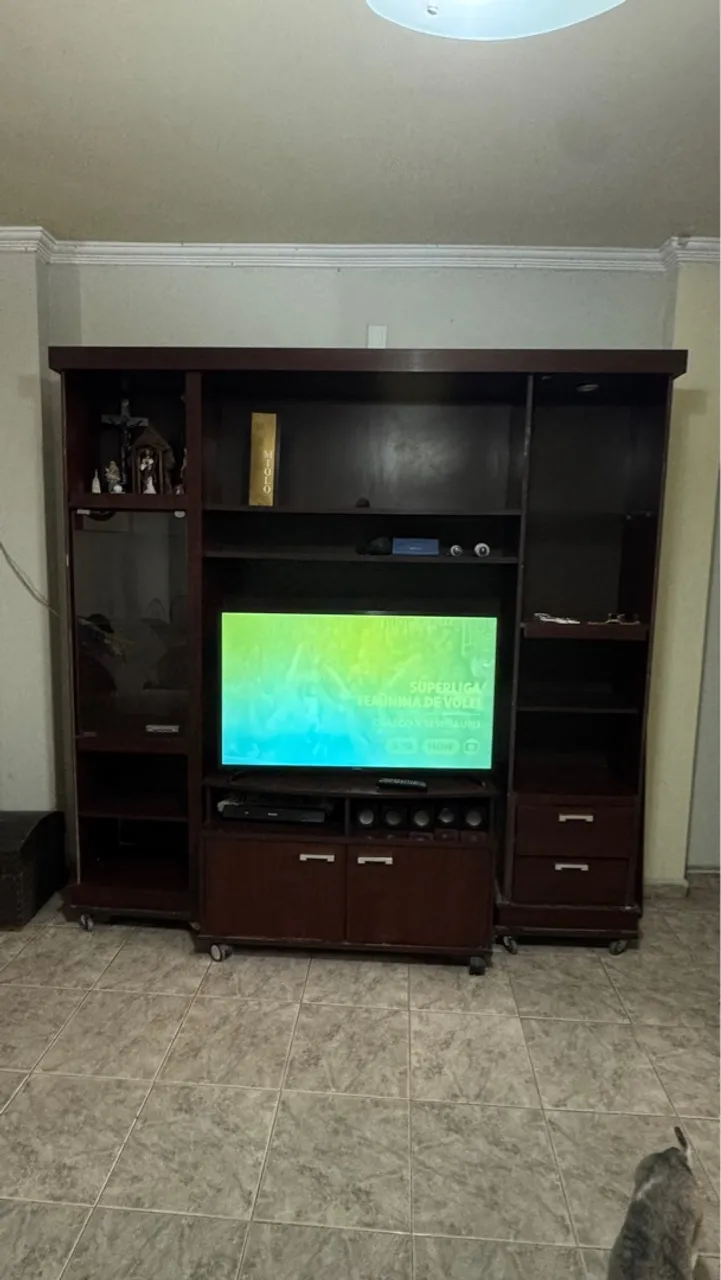 Rack para TV com 6 prateleiras