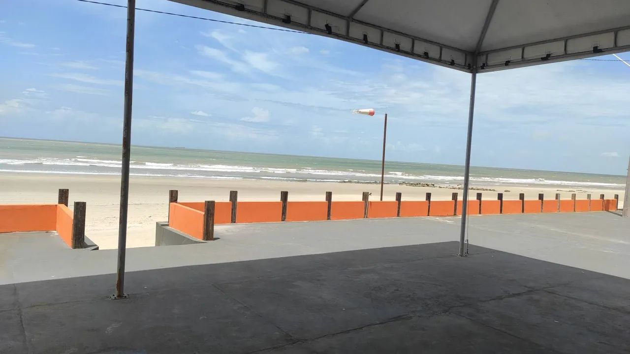 Casa de eventos na praia do meio