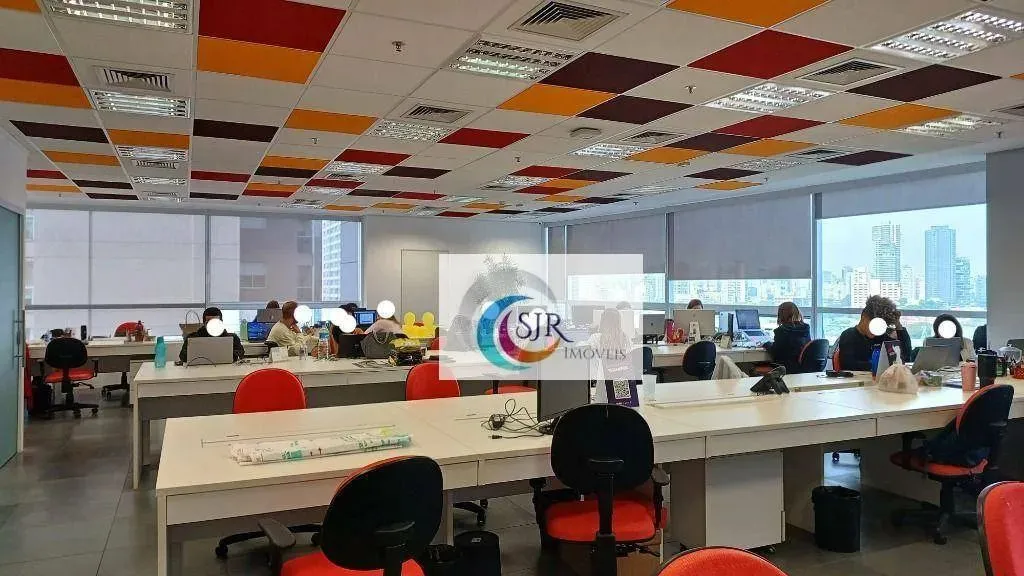 Sala Comercial de 515m² mobiliada com 98 posições!
