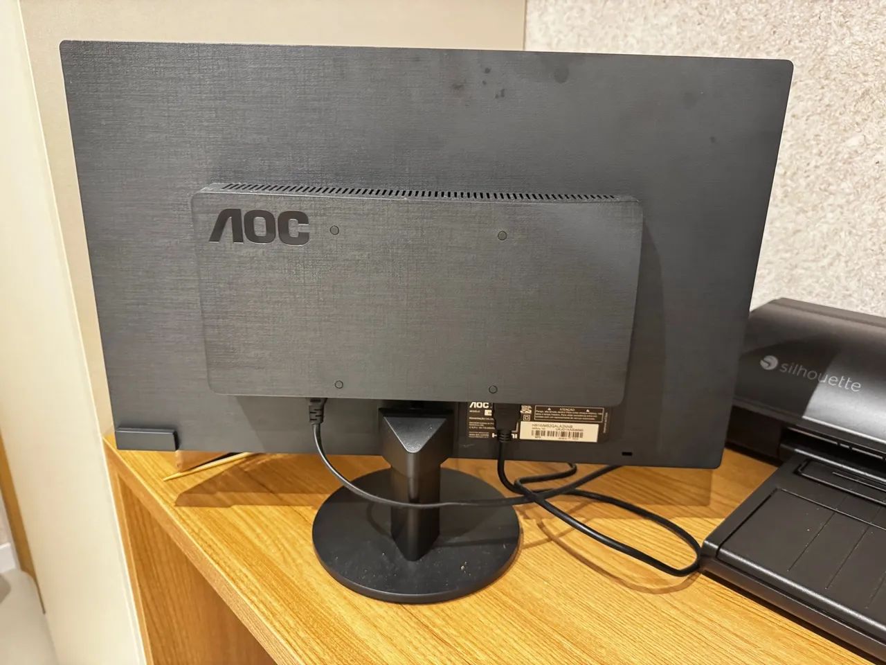 Monitor Tela AOC 18,5 Polegadas - HDMI e VGA  - Foto 2