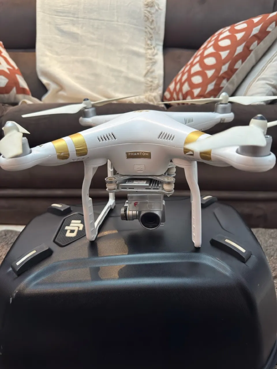 Drone DJI Phantom 3 PRO - Câmera 4K - GPS 