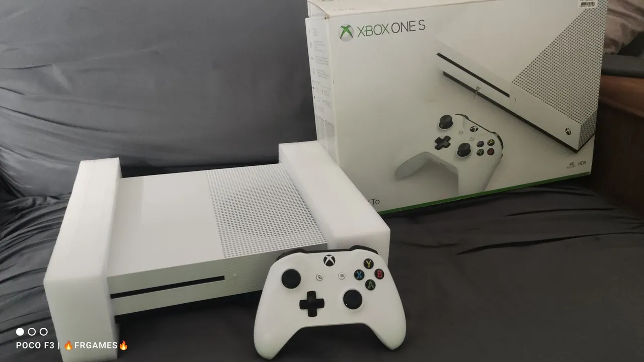 Xbox One S Novo na Caixa