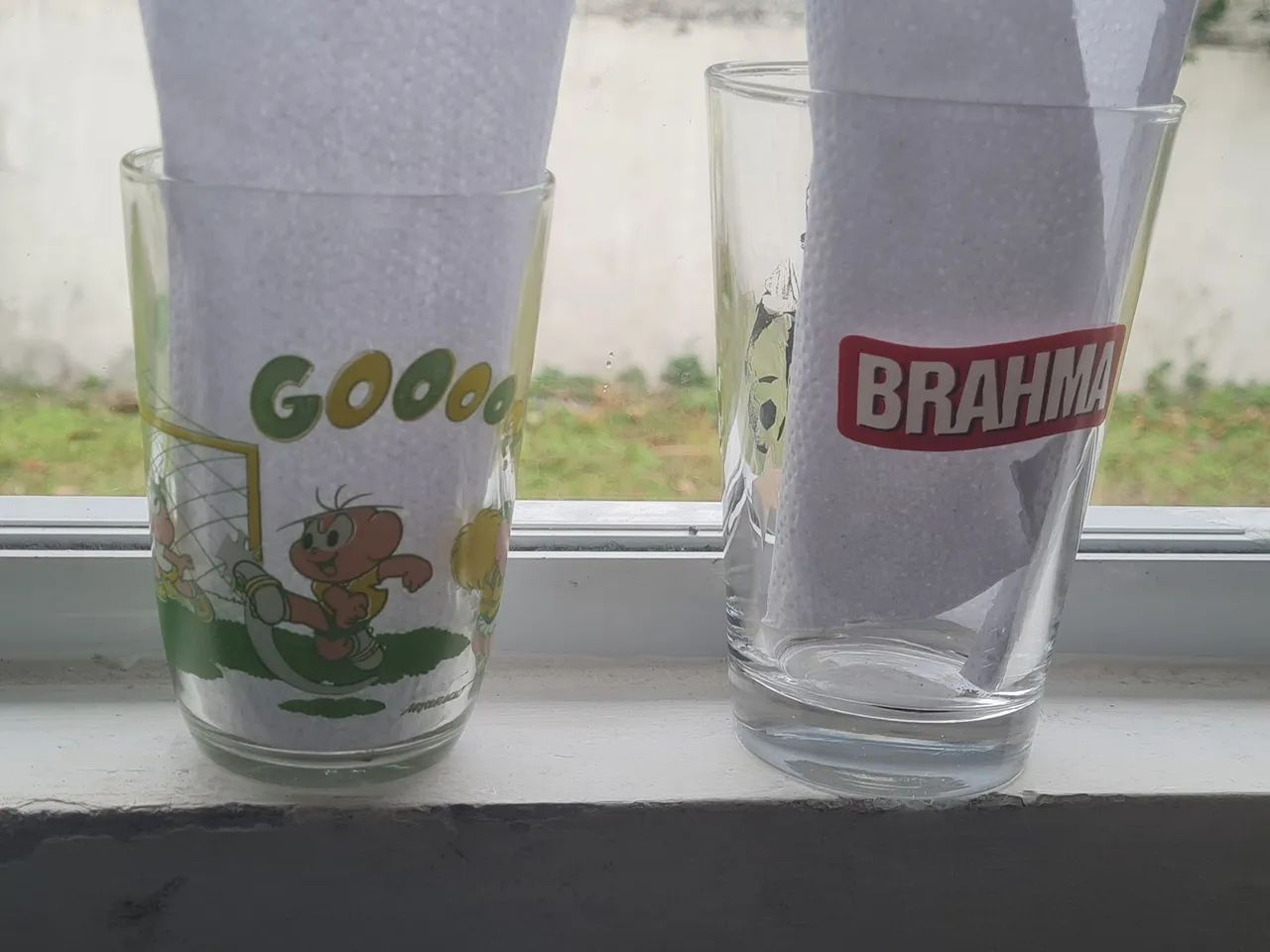 Copos Antigos com Estampas de Personagens - Foto 2