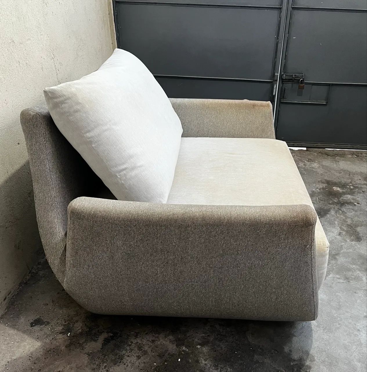 Poltrona de linho com base rotativa  - Foto 3