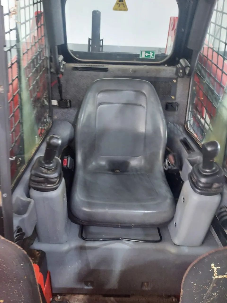 Mini Carregadeira Manitou 1650R 2021 Cabine Fechada - Foto 3
